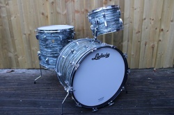 Ludwig Pre Serial Super Classic in Oyster Blue Pearl